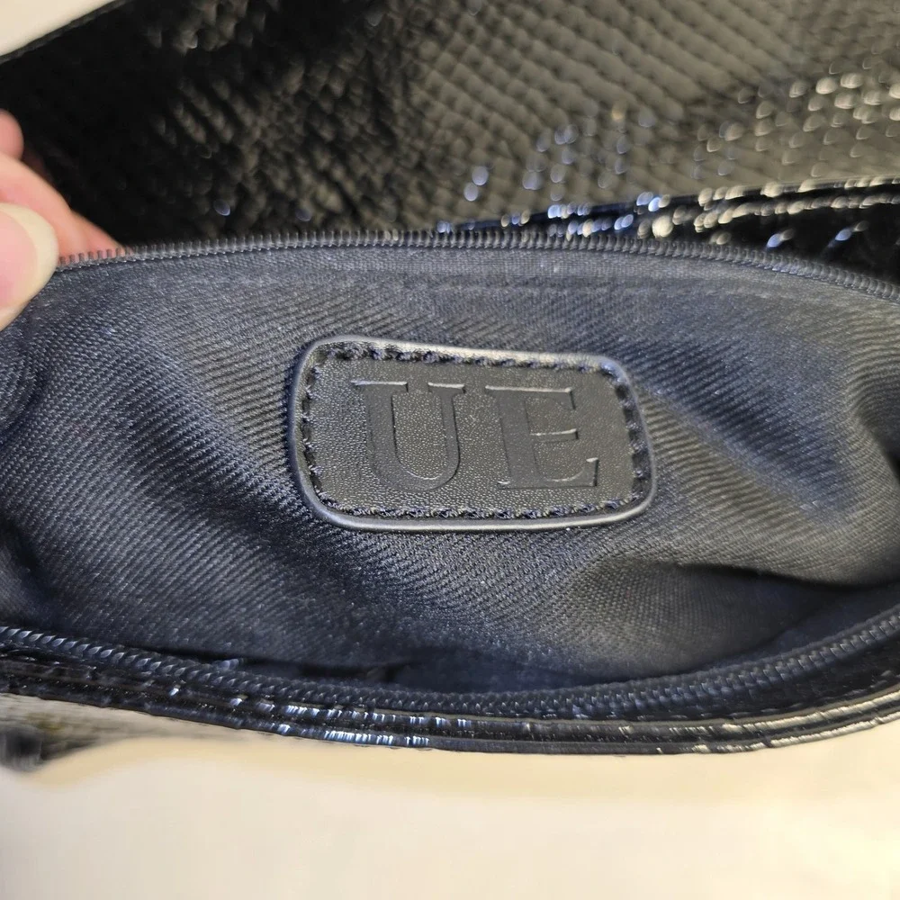 Urban Expressions‎ Black Patent Clutch Faux Snakeskin Texture Envelope Style